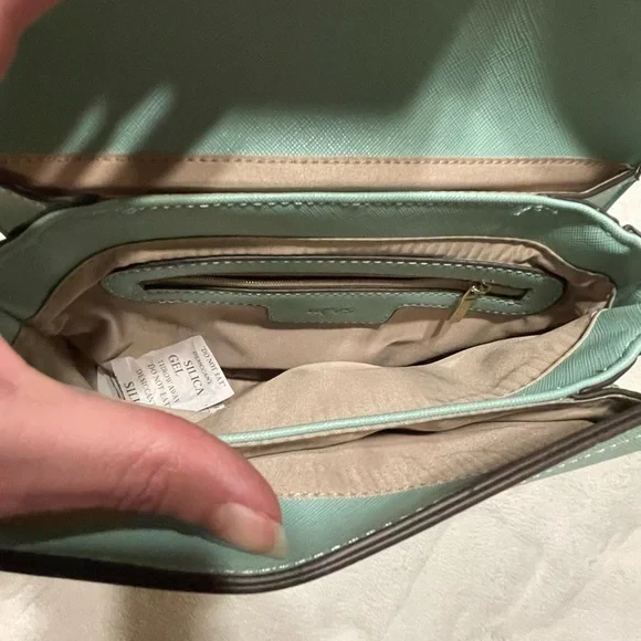 Heys Aqua Handbag - Picture 11 of 15